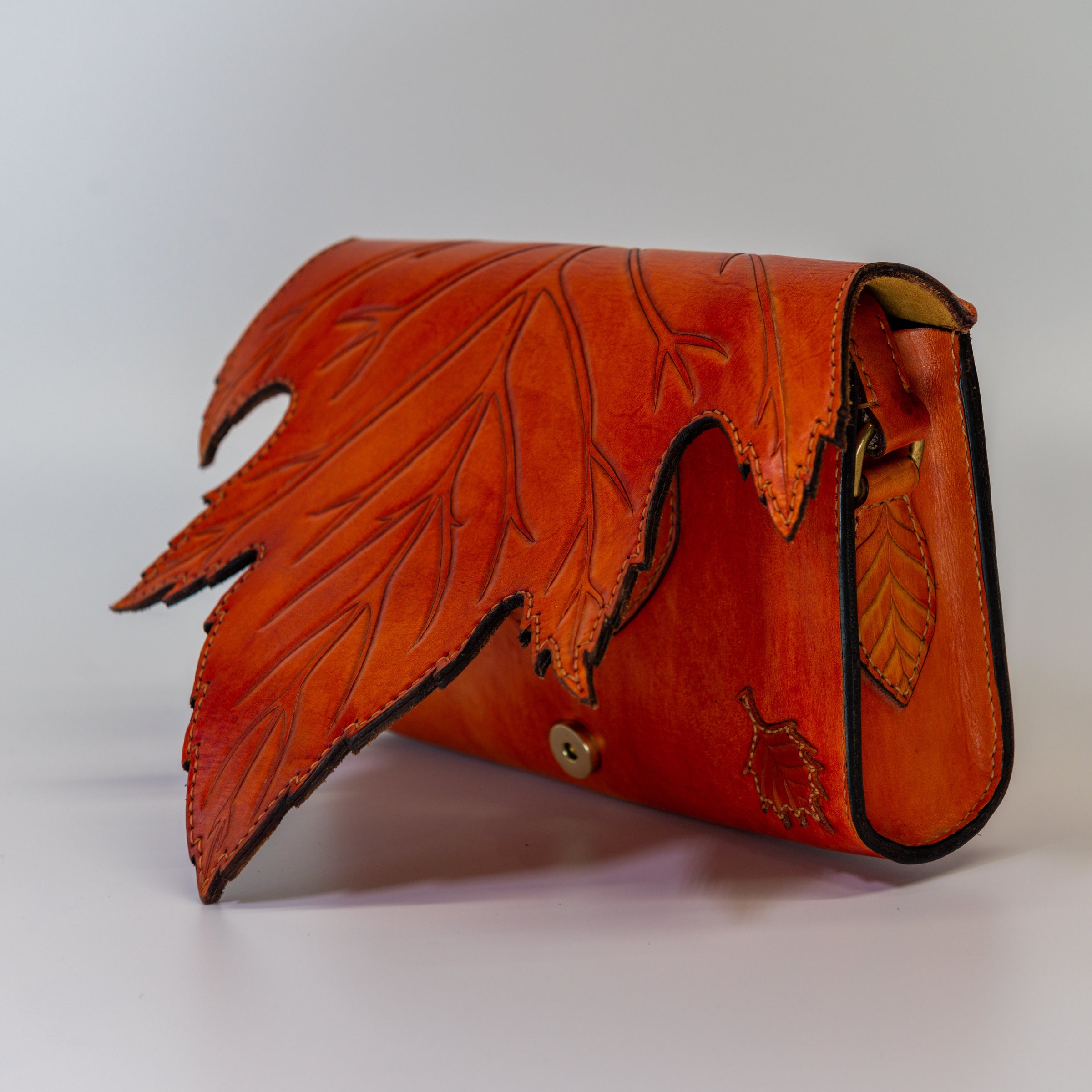 Field Maple Leather Shoulder Bag | Dartmoor Leather